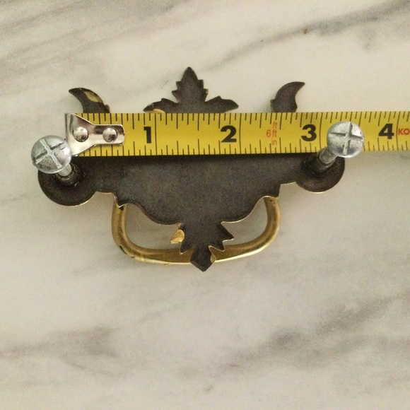 Set of 6 Vintage Metal Drawer Pulls/Hardware - Picture 3 of 3